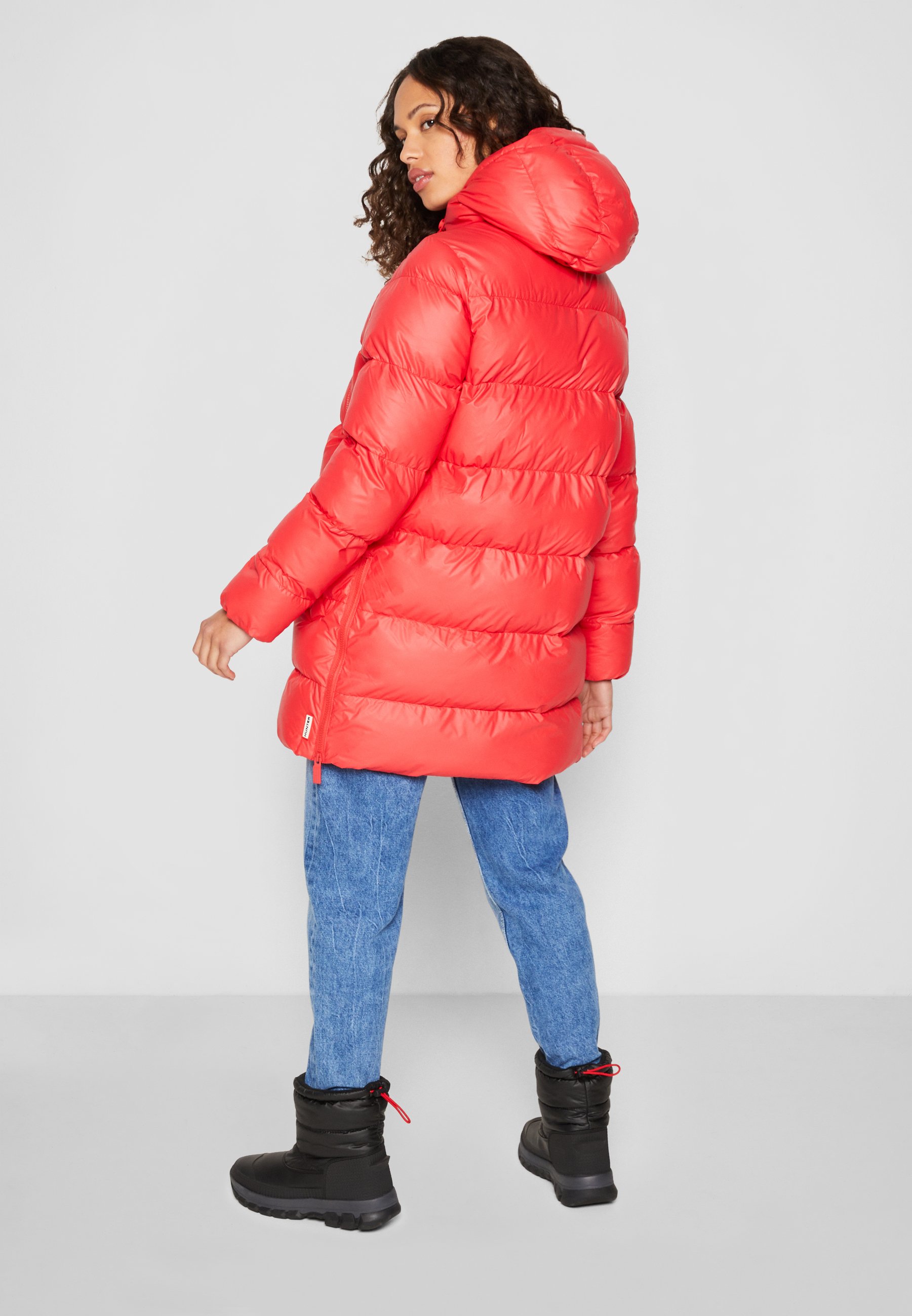 Abrigo HUNTER Uppsala 40-Antracita/Rojo – Les Gaviottes