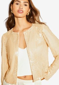 REGULAR FIT - Lichte jas - champagne gold