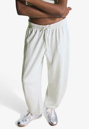 PLUSH JOGGING - Tracksuit bottoms - light grey
