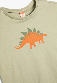 Koton - T-shirt z nadrukiem