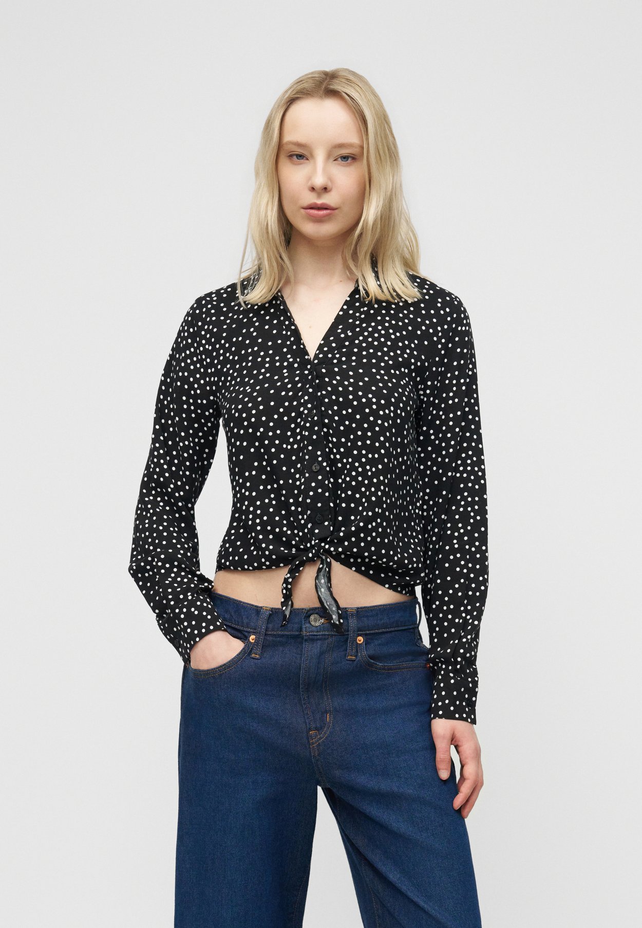 ONLNOVA LIFE KNOT SHIRT