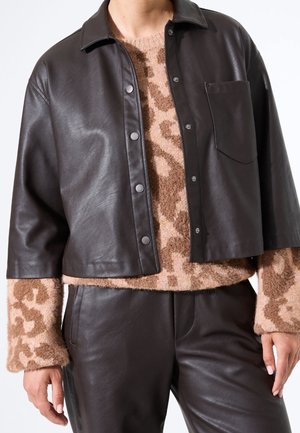 Bunda z umělé kůže - brown