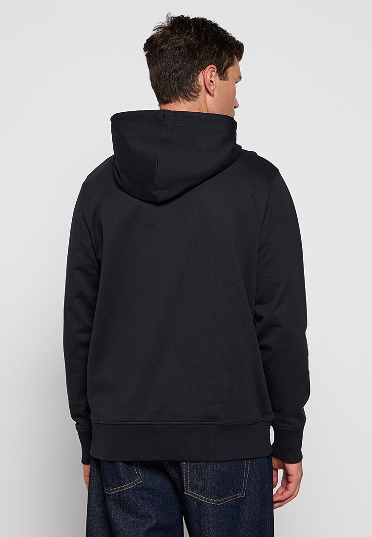 Kapuzenpullover