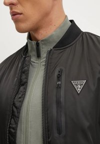Guess Giubbotto Bomber - nero