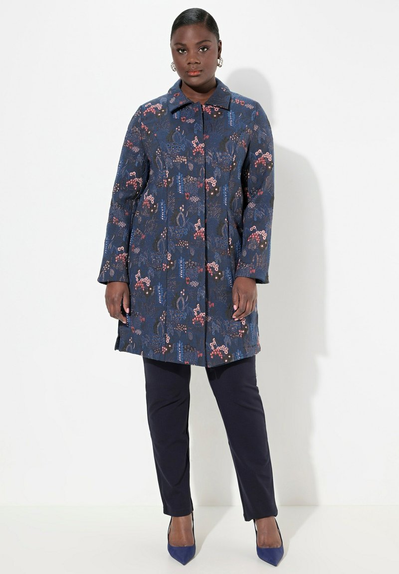 Ulla Popken - FLORAL - Manteau court - dark blue, Agrandir