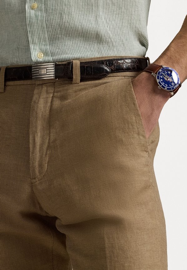 STRAIGHT FIT HOUNDSTOOTH TWILL TROUSER - Trousers - vintage khaki3