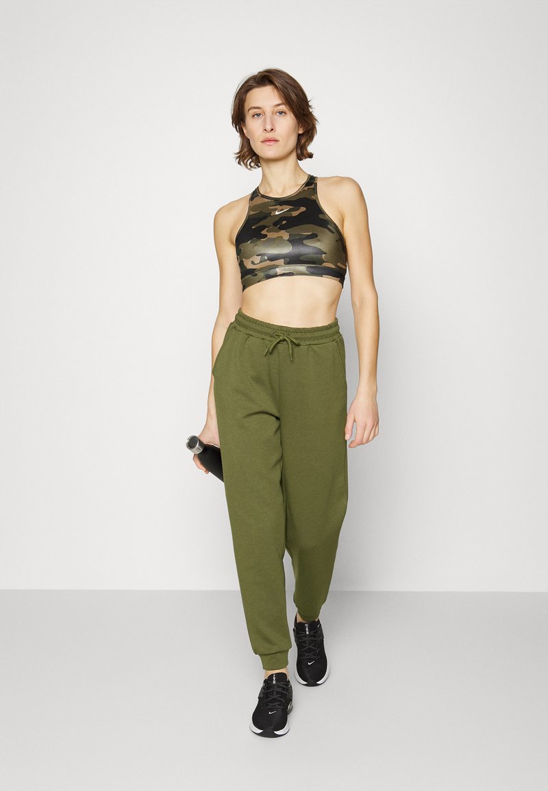 Damen Sportbekleidung | ONLY Play ONPLOUNGE Jogginghose ivy green/khaki - HA12383 Damen Sportbekleidung | ONLY Play ONPLOUNGE Jogginghose ivy green/khaki - HA12383