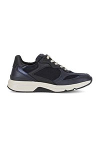 Sneaker blu navy con tomaia in pelle mista e camoscio, lacci grigi a contrasto, colletto imbottito e suola in gomma bianca con grip testurizzato.