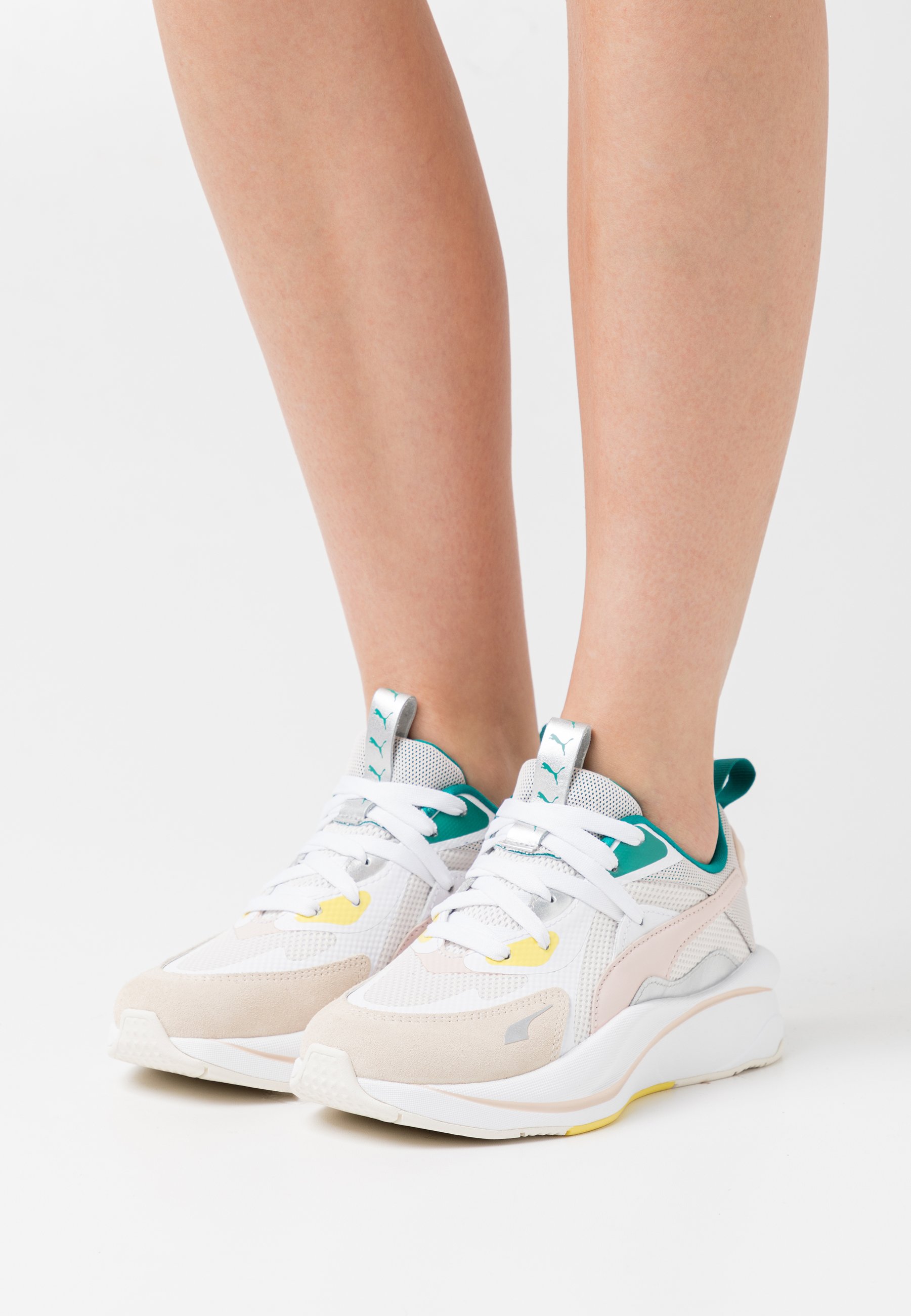 Puma Rs Curve Oq Sneakers Eggnog Parasailing Beige Zalando Se