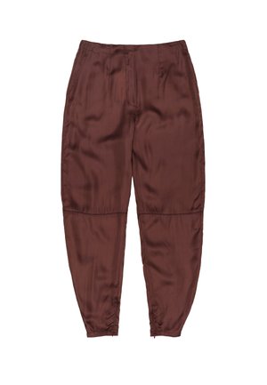 Pantaloni in satin marrone con vestibilità rilassata, dotati di una vita elastica e polsini arricciati per un aspetto affusolato. Texture liscia e leggera lucentezza.
