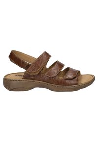 Bruine leren sandalen met drie brede banden, open teen en een gevoerde beige binnenzool. Voorzien van een lage, gestructureerde rubberen zool.