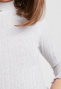 Miss Selfridge Strickpullover - grey
