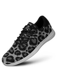 Giesswein Trainers - graphit