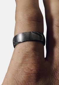 LUCLEON FORTIS - Ring - gray steel silver