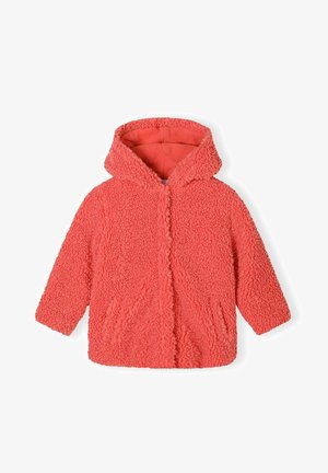 Koralowa bluza z kapturem wykonana z puszystego, teksturowanego materiału. Posiada kaptur, przednie kieszenie oraz zamek błyskawiczny. Miękka podszewka wewnętrzna.