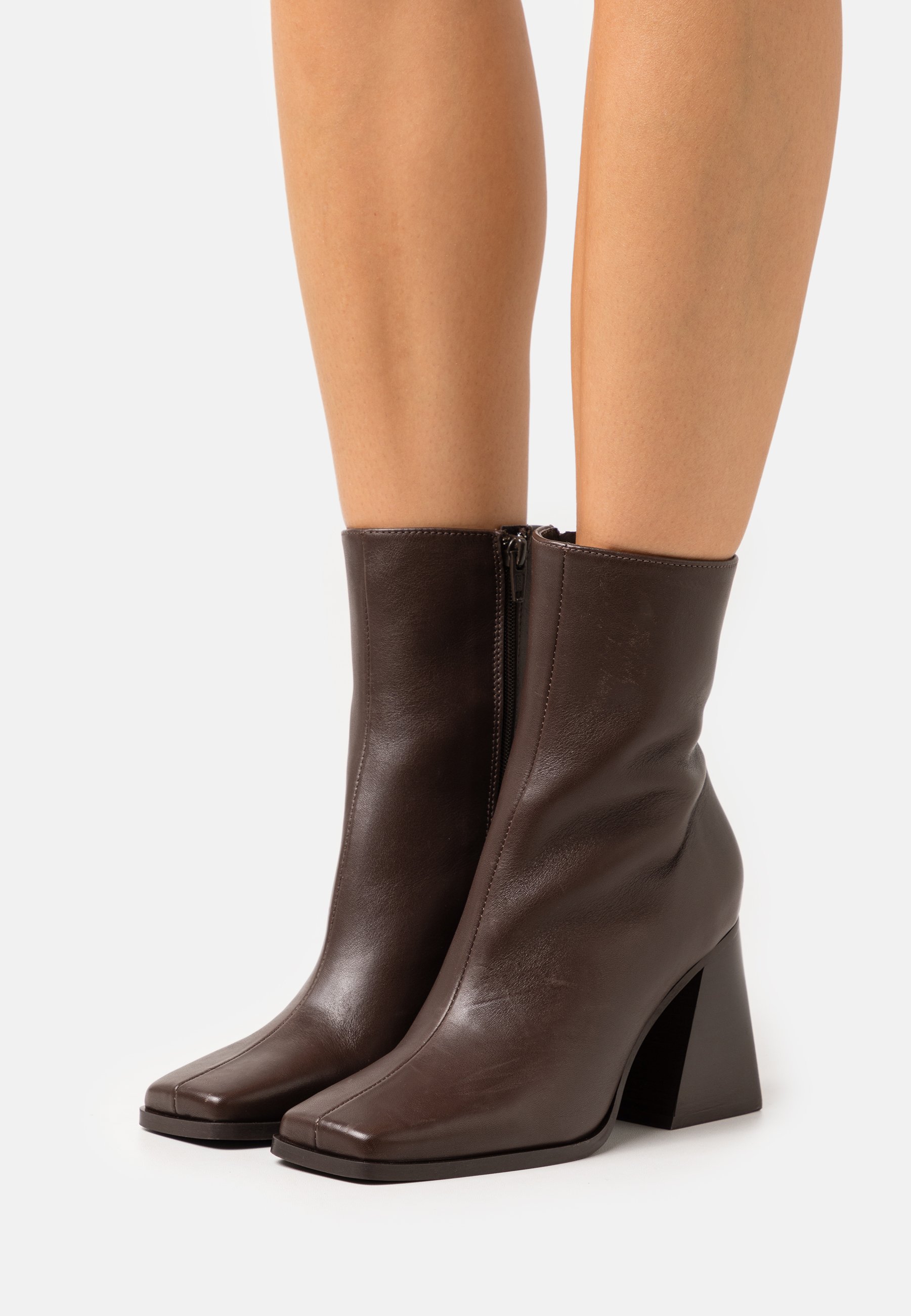 Lazamani Korte laarzen - dark brown/donkerbruin - Zalando.nl