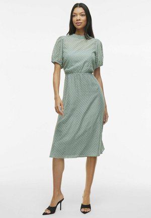 VILA KURZARM - Vestito casual - green milieu