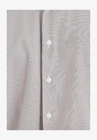 Wybrany, light claret red