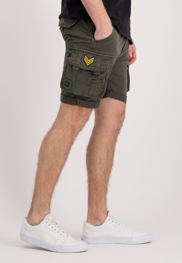 CREW PATCH - Shorts2