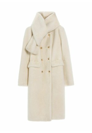 Kremowy, dwurzędowy płaszcz z miękkiego, puszystego materiału. Wyposażony w złote guziki, duży kołnierz i przednie kieszenie. Dopasowany krój, długość do kolan.