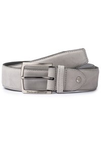 Cintura in suede grigio con finitura liscia, dotata di una fibbia in metallo argentato e di un logo impressa. La cintura ha un design pulito e minimalista.