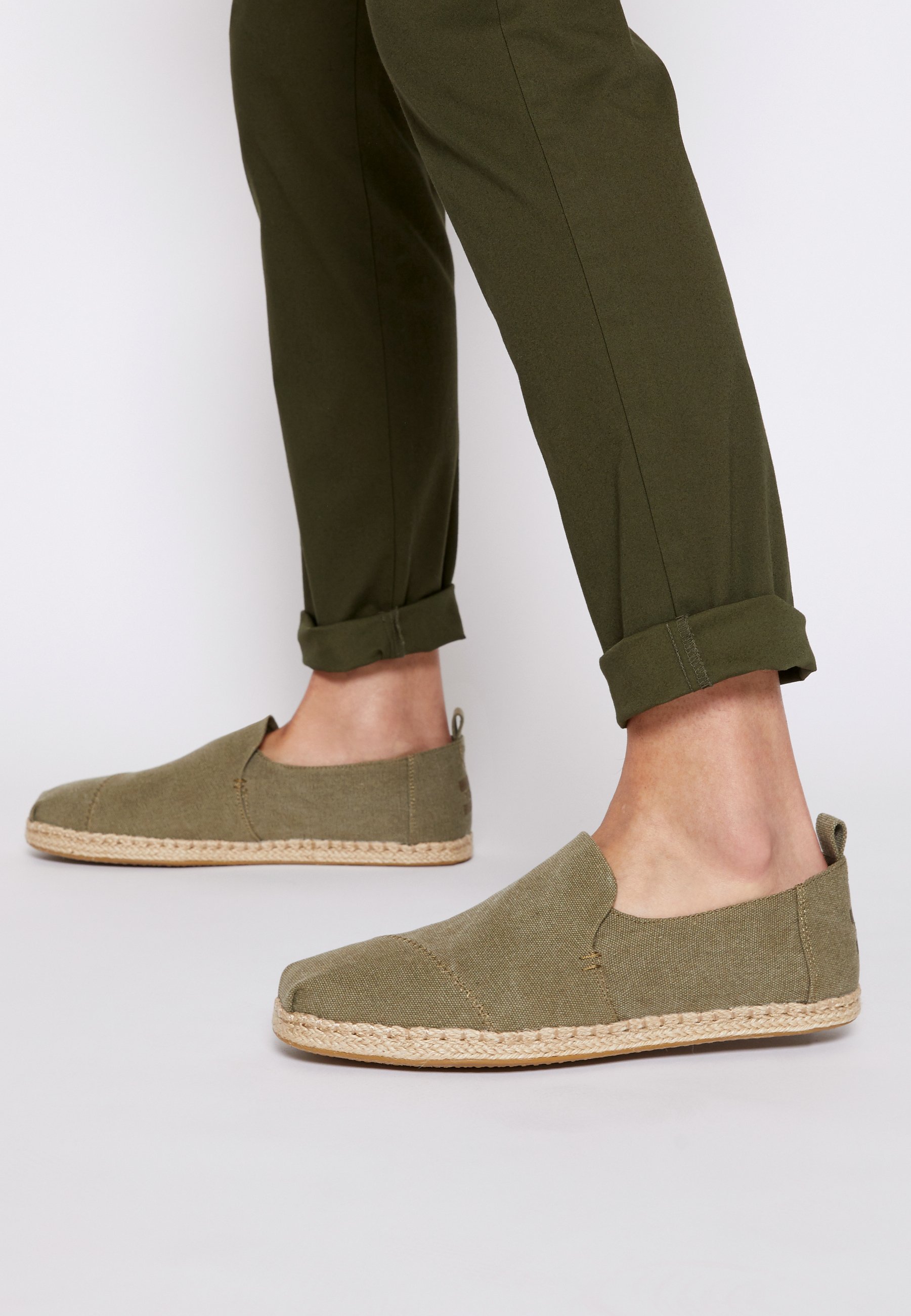 TOMS DECONSTRUCTED ALPARGATA ROPE - Alpargatas - olive/verde oliva Zalando.es