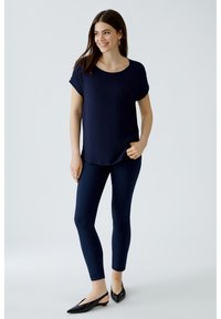 Oui AYANO - T-Shirt basic - darkblue