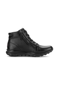 Bottines en cuir noir avec un bout rond, fermeture éclair sur le côté et lacets. Dessus texturé avec une semelle en caoutchouc rembourrée pour plus de confort.