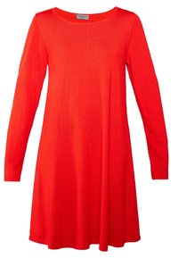 Abito rosso a maniche lunghe in tessuto knit; silhouette a trapezio, scollatura rotonda e dettagli a costine lungo le maniche e le cuciture.