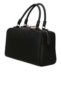 Borsa a mano in pelle nera con forma rettangolare, cerniera dorata e doppi manici. Materiale testurizzato con dettagli lisci.