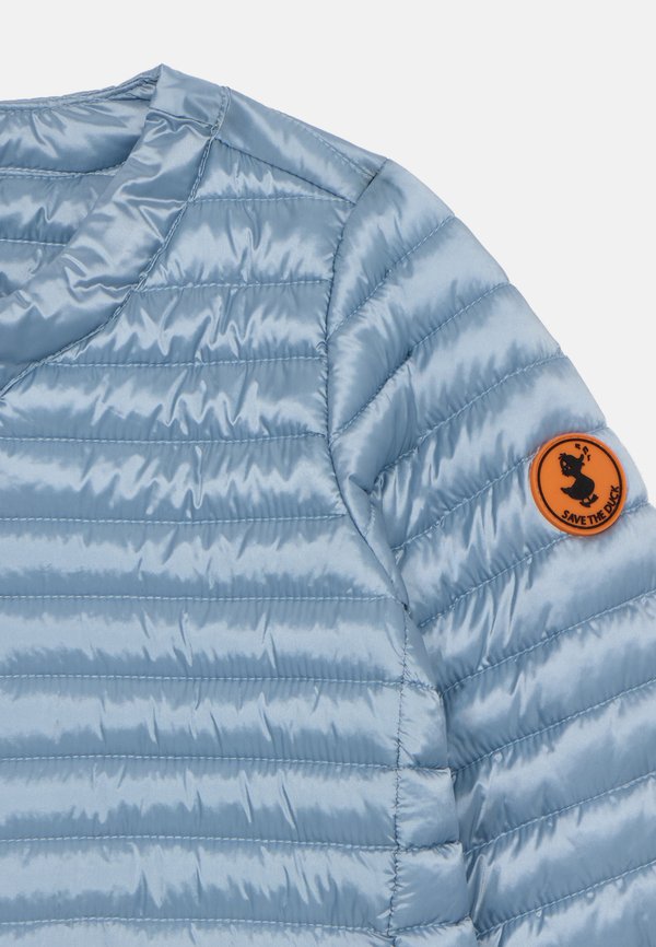 VELA - Light jacket3