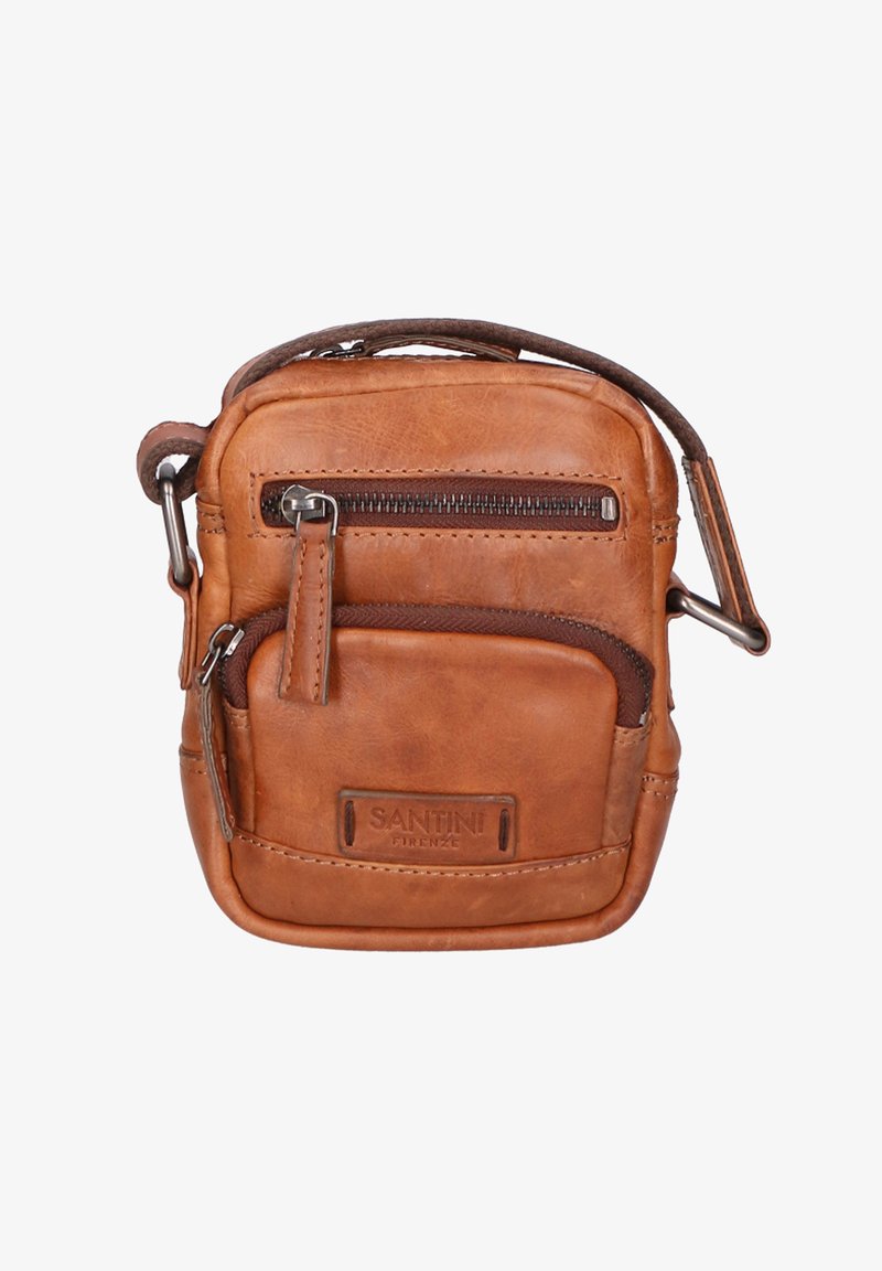 Borsa a tracolla in pelle marrone con più scomparti con zip, finitura testurizzata e una tracolla regolabile. Presenta una placca con logo.