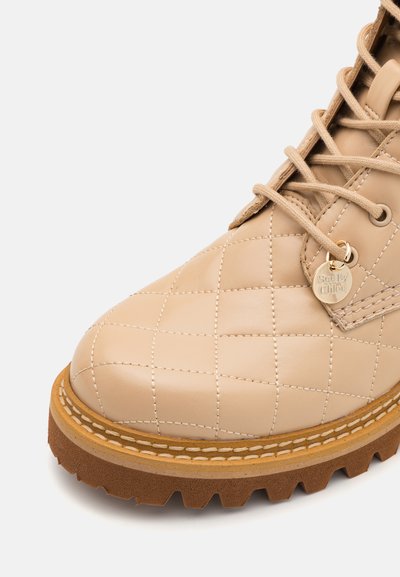 See by Chloé JODIE - Botines con cordones - beige