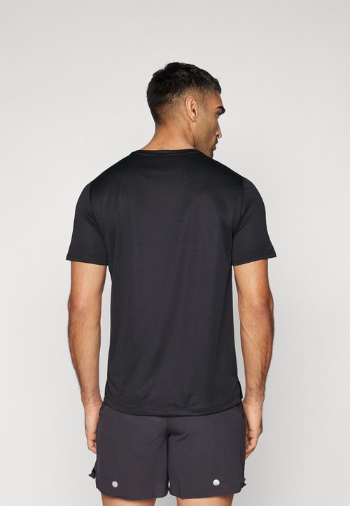 ASICS Camiseta Core — foto 3