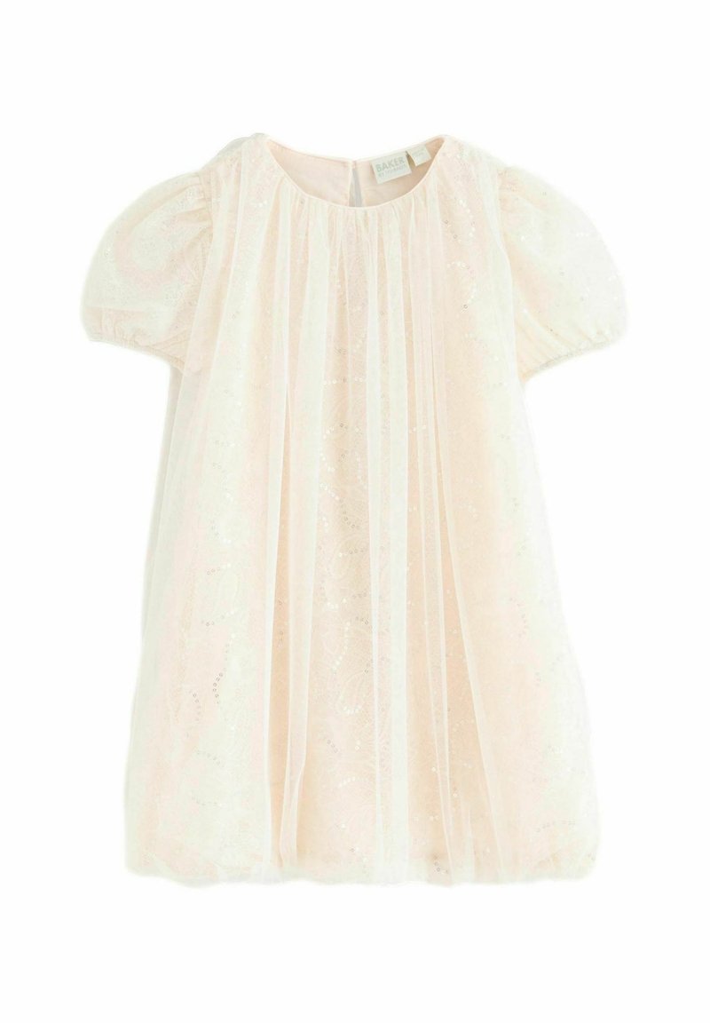 Robe bébé rose clair à manches courtes avec devant plissé et détails subtils de sequins floraux sur tissu transparent.