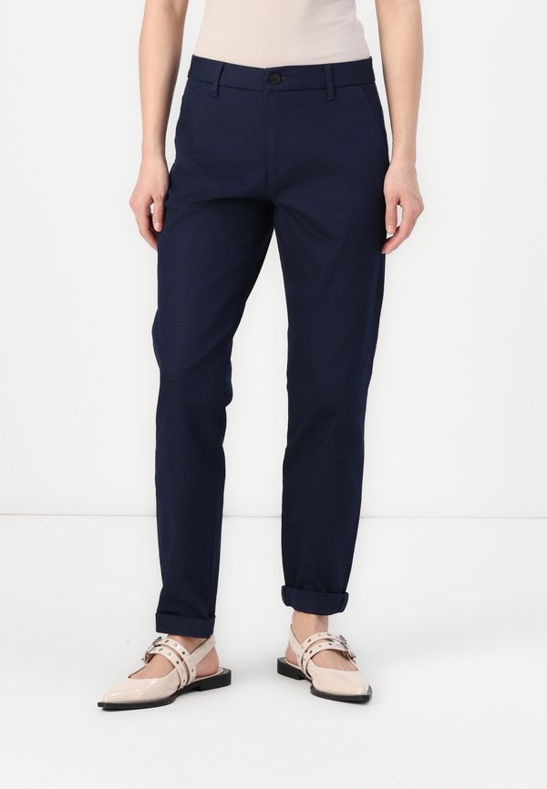 WEEKEND SLIM ANKLE - Chino - pembroke