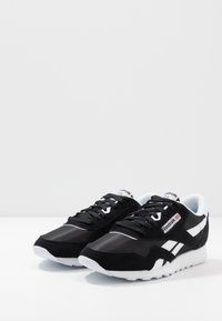 Reebok Classic CL NYLON UNISEX  - Sapatilhas - black/white/none