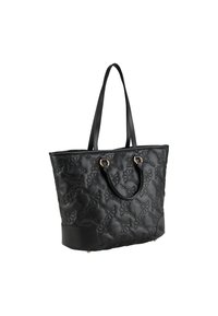Sac fourre-tout noir matelassé avec un motif de nœud texturé, double anses supérieures et accents en métal doré. Matériau synthétique lisse.