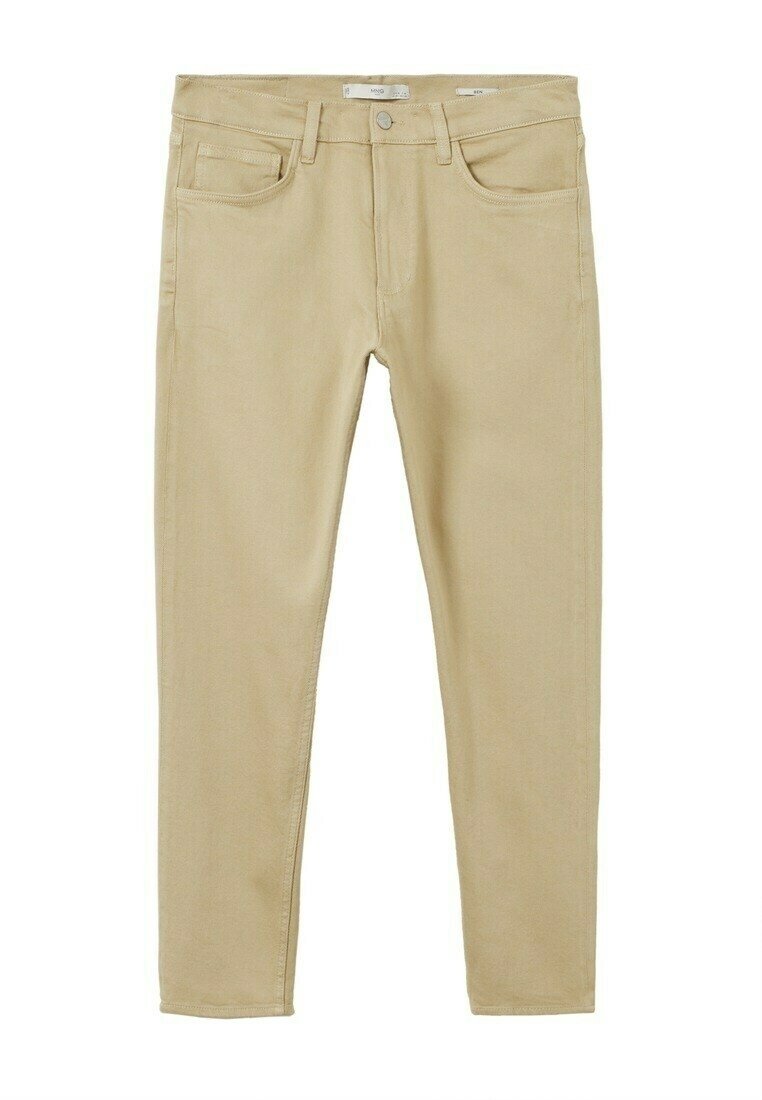 Beige slim-fit farkut, jotka on valmistettu puuvillasekoitekankaasta. Ominaisuuksiin kuuluvat viisi taskua, etupainike suljenta ja sileä, tasainen pinta.