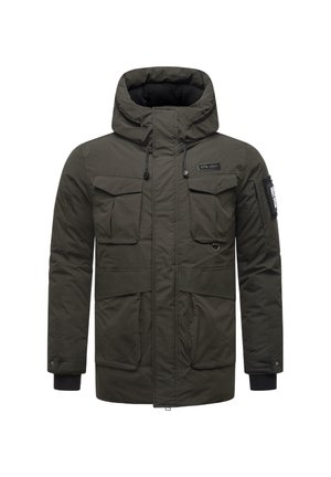 Jachetă parka de culoare verde măsliniu cu glugă, două buzunare pe piept, buzunare laterale, șnururi de ajustare și manșete ribbed. Material texturat cu izolație.