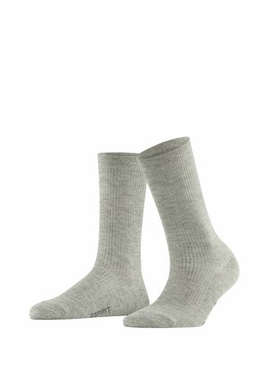 Due calzini corti grigi chiaro a coste con il logo "ESPRIT" vicino alle dita, esposti in posizione verticale su uno sfondo bianco.