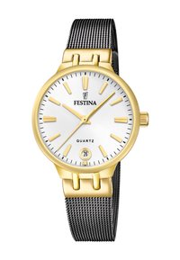 Auksinės spalvos kvarcinis laikrodis su sidabriniu ciferblatu, juodos spalvos tinkline apyranke, valandų žymėjimu ir datos rodmeniu 6 valandą. Minimalistinis dizainas ir lygus paviršius.