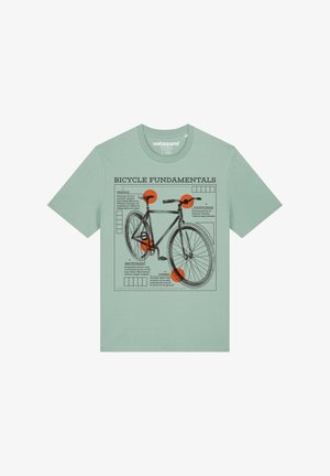 Mintgroene T-shirt met een fietsafbeelding waarop de onderdelen in zwart en oranje zijn gelabeld, met een gestructureerd ontwerp en duidelijke tekst.