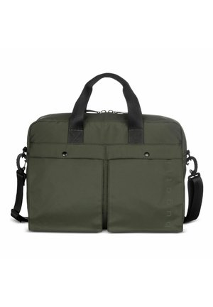 Olivgrüner rechteckiger Aktenkoffer mit schwarzen Griffen, zwei vordere Taschen mit Druckknöpfen und einem abnehmbaren schwarzen Schultergurt.