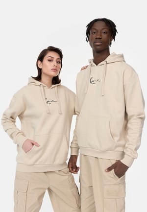 SMALL SIGNATURE ESSENTIAL HOODIE UNISEX - Džemperis su gobtuvu - lightsand