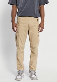 Redefined Rebel RRPLJOLAN - Pantalones cargo - travertine