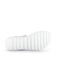 Witte rubberen schoenzool met geribbeld patroon en een opgedrukte merknaam. Heeft een gladde afwerking en een laag profiel ontwerp.