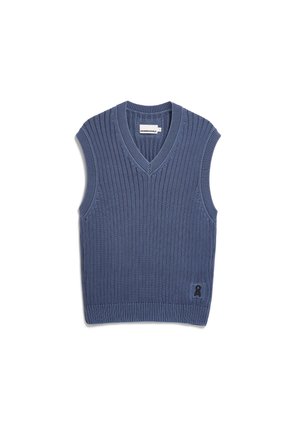 Blauw mouwloos gebreid vest met een geribbelde textuur, V-hals en een klein logoplaatje aan de onderkant vooraan. Lichtgewicht stof.