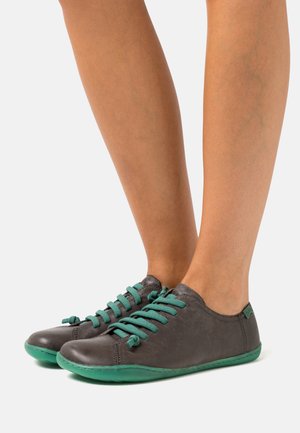 PEU CAMI - Zapatos con cordones - dunkelgrau