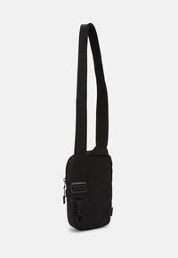 Pier One Marsupio - black